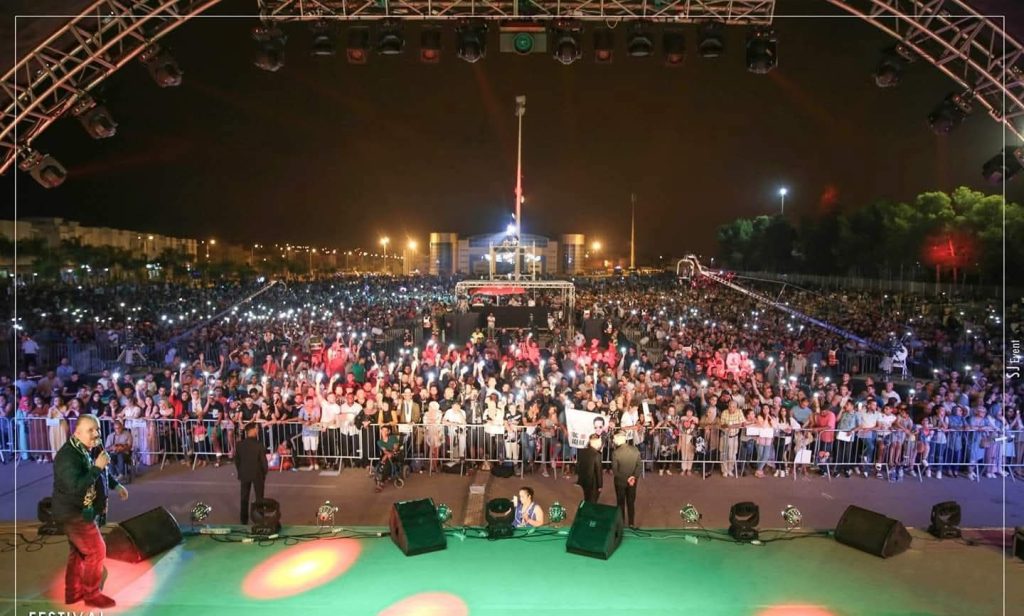 بأكثر من 25 ألف متفرج.. انطلاق أولى سهرات مهرجان الراي للشرق في أجواء جماهيرية استثنائية بوجدة
