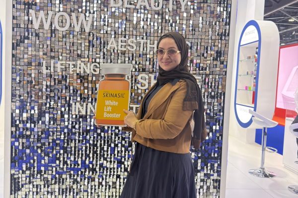 الدكتورة سوسن حموش في «Dubai Derma 2026»… حضور مهني في قلب أحدث ابتكارات طب الجلد والتجميل